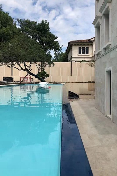 Outdoor Seaside Acrylic Swimming Pool